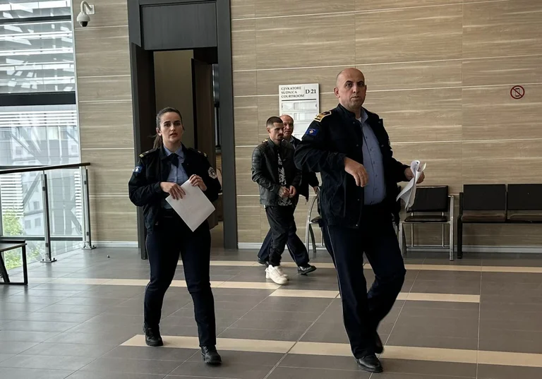Ky është Edvin Nevzati, admini i grupit “Albking” që terrorizoi vajzat
