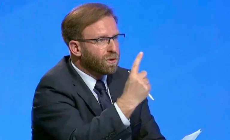 Abazi akuzon Kurtin: Privatizimi po vazhdon, mashtrimi në vend të premtimit