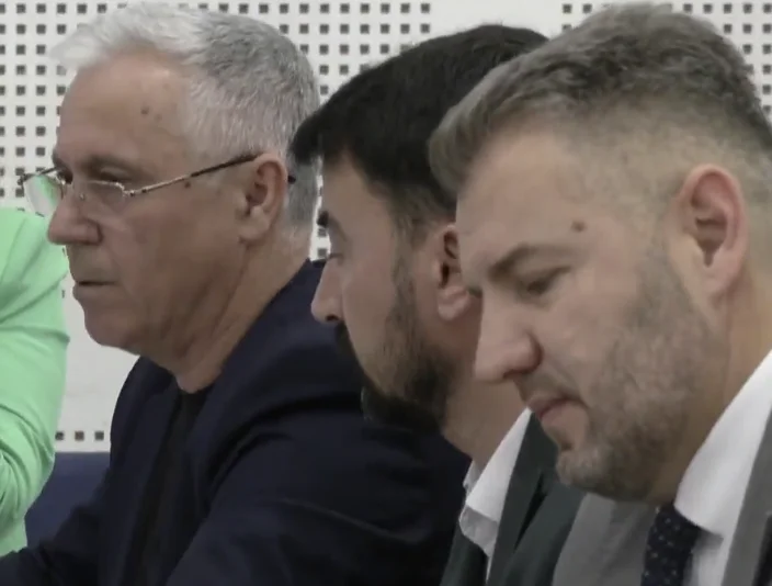 PDK, Qeverisë: Ligjin për KPM-në dërgojeni në Komisionin e Venecias, nëse jo – ne e çojmë në Gjykatën Kushtetuese