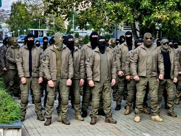 Njësia më elitare e Policisë proteston para Qeverisë për shtesat e rrezikshmërisë