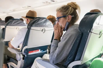 Pordhi në aeroplan, pasagjeri detyrohet të largohet nga fluturimi