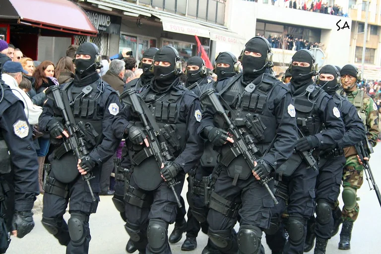 Njësia Speciale Intervenuese paralajmëron protestë javën e ardhshme – Të pakënaqur me propozimin e Qeverisë për rritjen e shtesave