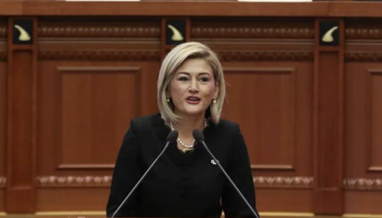 Mimoza Kusari: Maratona e Tiranës cenoi përfaqësimin shtetëror të Kosovës