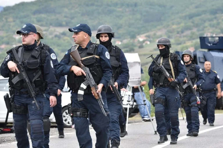 S’ka më polici në veri pa KFOR-in e EULEX-in