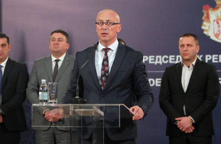 Lista Serbe bën thirrje për bojkotim të zgjedhjeve në veri