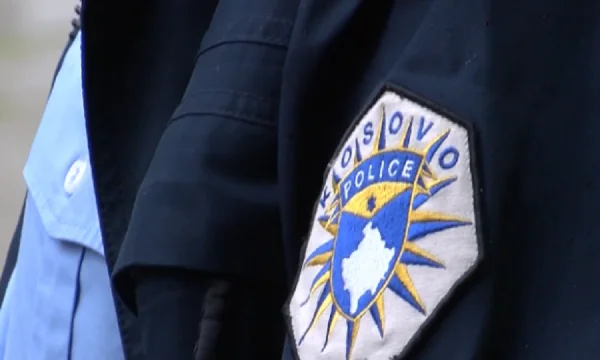 Policia për vrasjen me sëpatë të gruas në Prishtinë: Burri 70 vjeçar u vetëdorëzua
