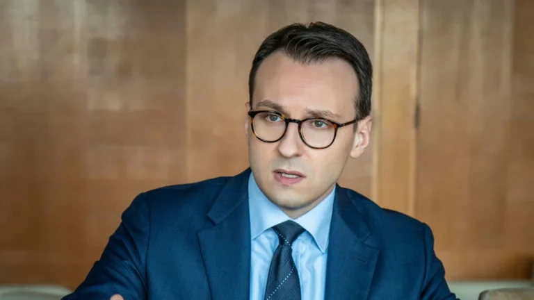 Petkoviq: Të pavërteta fjalët e Kurtit që kinse rryma në veri s’paguhet për vite