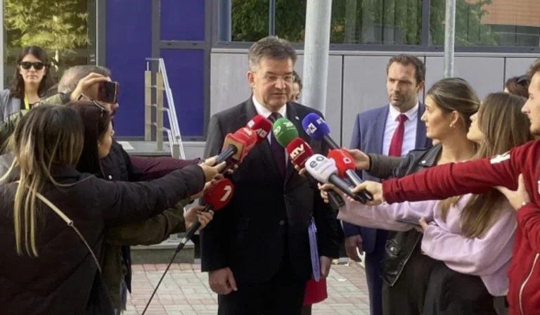 Lajçak flet me Kurtin për propozimin franko-gjerman: Kosova e Serbia ta përcaktojnë epilogun e dialogut