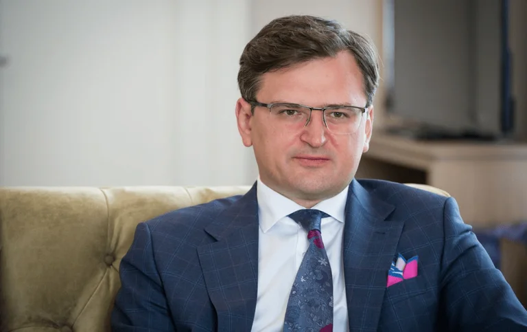 Të paktën 10 shpërthime në Kiev, reagon ministri Kuleba
