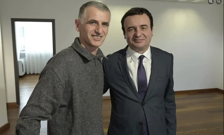 Edhe dy tendere më shumë për dostin e Hysen Durmishit