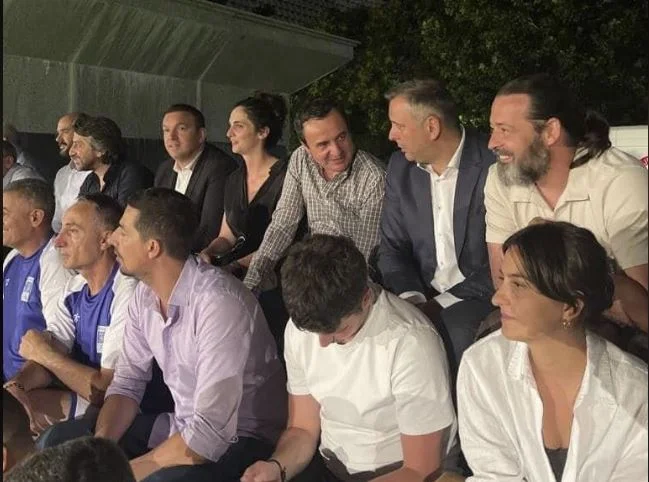 Jo ministri Çeku: Zv. ministrja Daulina Osmani krah Kurtit në çdo aktivitet kulturo-sportiv