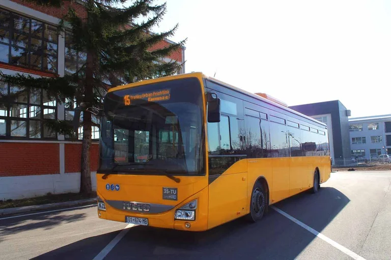 Shtrenjtohen edhe biletat e autobusit