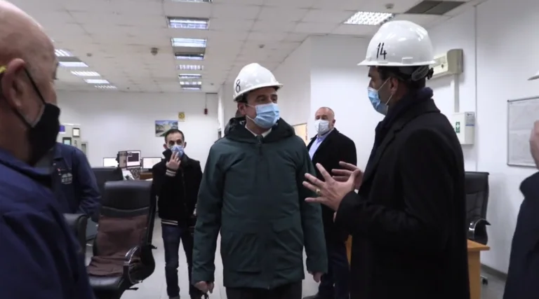 Nipi i deputetit të VV-së në KEK, raportohet edhe për dhjetëra punësime të militantëve partiakë