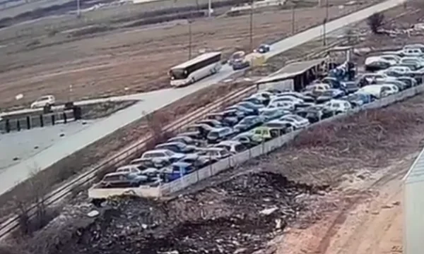Pamje të rënda nga aksidenti fatal në Fushë Kosovë, ku vdiq një shtetase siriane
