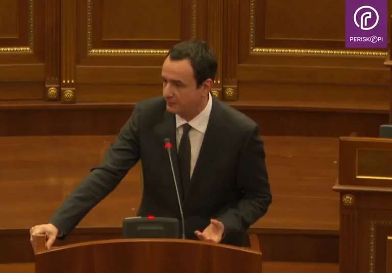 Kurti sulmon ashpër Rrahman Jasharajn: Qysh nuk kërkoi kurrë sapun për shkolla?