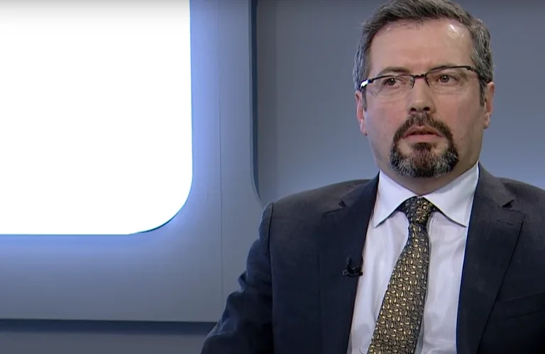 Agron Bajrami i Kohës së Surroit propozohet ambasador në kryeqytetin e BE-së?
