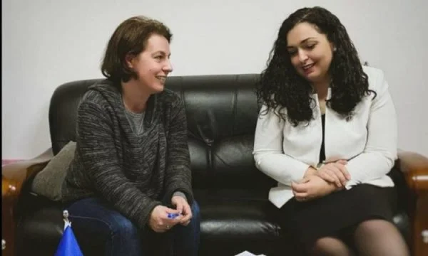 Edhe presidentja me huqje si Gërvalla, i quan shtete baltike Ukrainën, Moldavinë dhe Gjeorgjinë