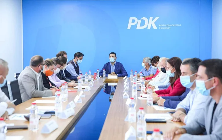 PDK kundër deklarimeve të Konjufcës: Nuk jemi për shtyrje zgjedhjesh