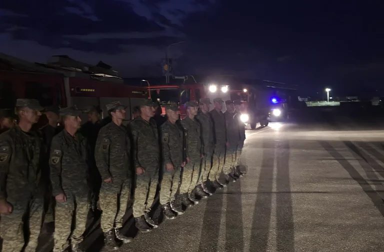 Niset trupat e FSK-së për të ndihmuar Shqipërinë në shuarjen e zjarreve