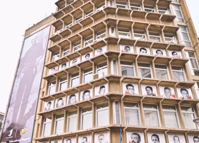 Në Mitrovicë inaugurohen fotografitë e personaliteteve më të shquara: Mungon ajo e ish-kryeministrit Bajram Rexhepi
