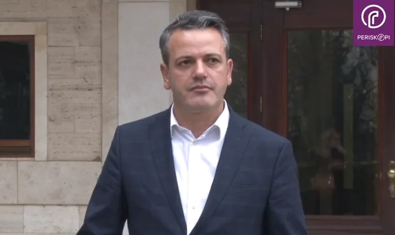 Gashi: Vetëvendosja e dhunshme, Driton Selmanaj do të jetë në Kuvend