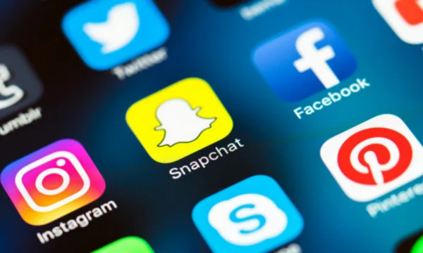 Facebook dhe Instagram bien për herë të dytë brenda 72 orëve