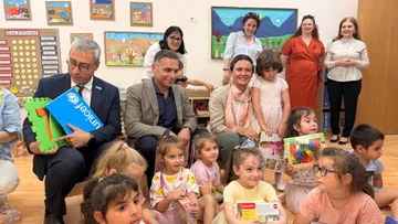 Kopshti i fëmijëve në Tiranë pajiset me materiale didaktike nga Comodita Home dhe UNICEF (VIDEO)