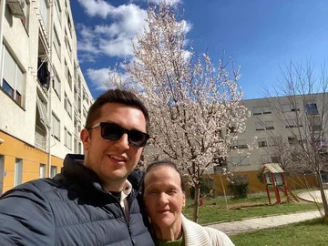 Vdes gruaja e veprimtarit Xhemail Mustafa