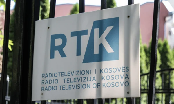 Sindikatat e RTK’së paralajmërojnë protesta nga e marta për “gjendjen e rëndë financiare”