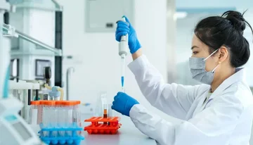 AI sjell një revolucion në mjekësi, krijohet vaksina që mund të parandalojë pandemitë e ardhshme