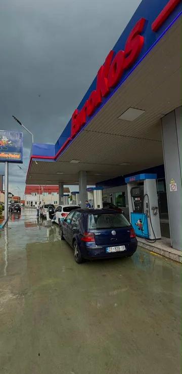 A po ndikon EuroKos Petrol drejtpërdrejt në uljen e çmimeve të derivateve në Kosovë?