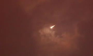 Izraeli mbyll përkohësisht hapësirën ajrore pas interceptimit të një rakete nga Jemeni