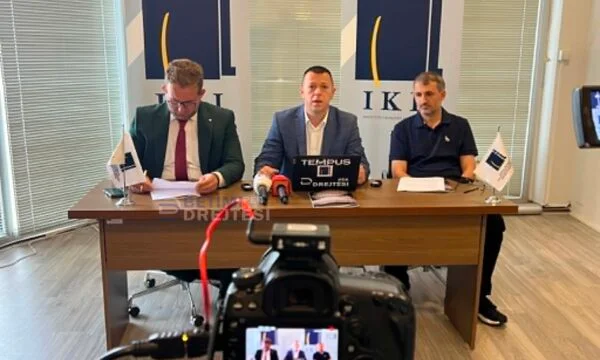 IKD: Gjobat e KPM-së ndaj mediave për fushatat zgjedhore janë të kundërligjshme