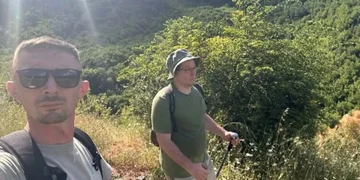 Humbi në malet e Përmetit, gjendet turisti amerikan pas 10 orë kërkimesh