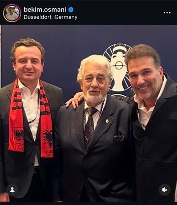 Aktivistët e Vetëvendosjes në protestat e Tiranës dhe një foto e Albin Kurtit me Bekim Osmanin: Pyetjet që kërkojnë përgjigje