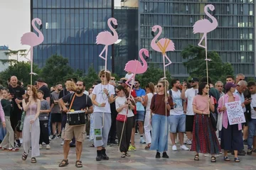 Adam Smithi do ta mbështeste Revolucionin e Flamingos