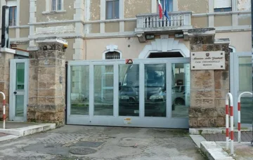 Arratiset shqiptari nga burgu i Brindisit, kapet pas disa orësh ndjekjeje