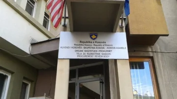 ZKA zbulon shkelje në OSHP: 54 raste me vonesa në trajtimin e ankesave dhe pasaktësi financiare mijëra euro