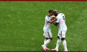 Lukaku ndali sherrin mes bashkëlojtarëve, Belgjika bëri përmbysjen e madhe