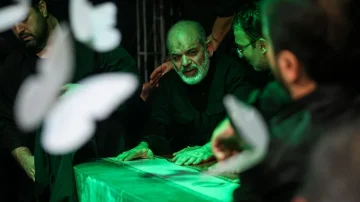 Gjenerali i Iranit shfaqet publikisht para funeralit të Khameneit