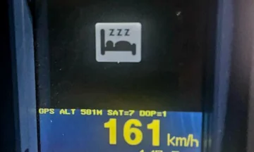 28-vjeçari voziti 161 km/h në zonën 50, gjobitet me 500 euro dhe i ndalohet vozitja për 6 muaj