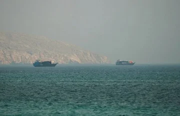 Bie trafiku detar në Ngushticën e Hormuzit pas përshkallëzimit të tensioneve ShBA-Iran