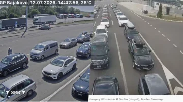 Nis ardhja e mërgimtarëve, kolona të gjata në pikat kufitare të Serbisë me Kroacinë dhe Hungarinë