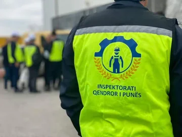 Vdekja e 62-vjeçarit në Prizren: Inspektorati i Punës sqaron se viktima nuk ishte punëtor, por vëllai i pronarit