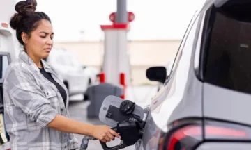 Çmimet e benzinës ulin inflacionin në SHBA – por a do të zgjasë kjo?