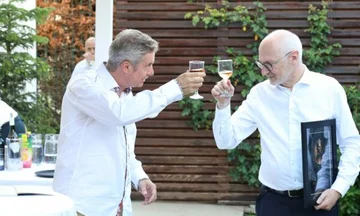 Hargreaves e fton në rezidencë për takim lamtumirës Guerot: Punuam për ta mbështetur rolin e Kosovës në siguri