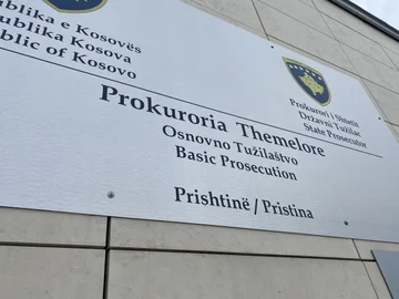 Prokuroria kërkon paraburgim ndaj shtetasit serb i dyshuar për veprën penale ‘’Importi, eksporti dhe shitja e paautorizuar e armëve’’