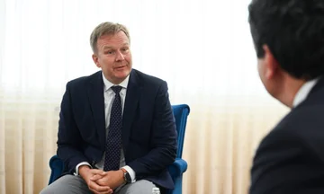 Deklaratat e pushtetit për gjyqtarët e prokurorët serbë e sjellin urgjentisht në Prishtinë Emisarin e dialogut