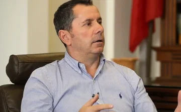 'Lule Gjeli' kërkon shpëtim, Tomë Gashi i paraqitet në heshtje me “like”