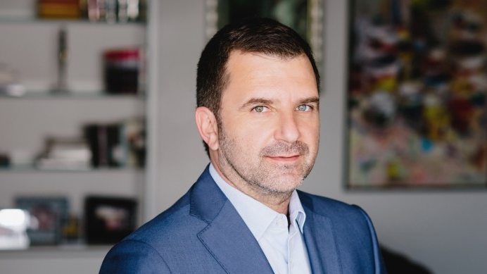 Dy studentet seksi dhe hajduti “3D”